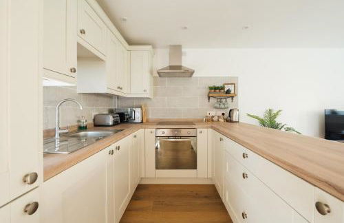 Cosy Cotswolds Getaway - Stow-on-the-Wold - Eagle Cottage - Photo 7