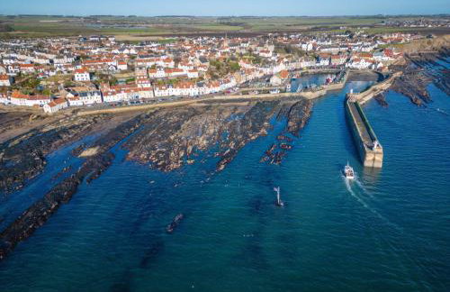 Seaglass Cottage-family friendly home in East Neuk - Photo 32