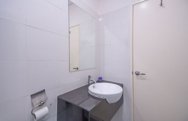 OYO Home 89731 Amazing 1br 1medini - Foto 9