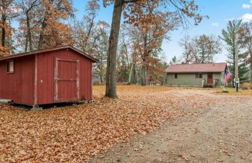Cute Whitefish Cabin with Hot tub - Foto 37