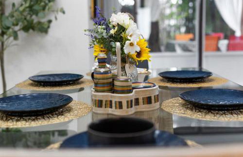 Chic 4BR Home Hot Tub Game Room - Foto 13