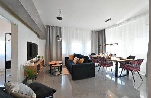 Yello Homes - Luxus Loft für bis zu 7 Personen nähe Airport & Messe, Tischfußball & Whirlpool - Foto 5