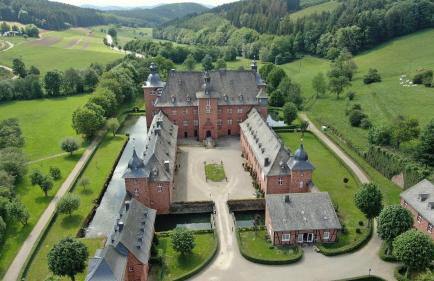 Schloss Adolphsburg im Sauerland - Foto 8