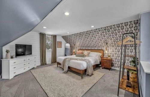 Swim and Relax In our Pool and Hot Tub and Recently Renovated - Foto 71