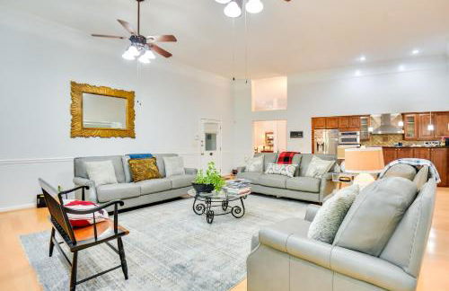 4 Mi to UGA Pet-Friendly Home in Athens - Photo 11