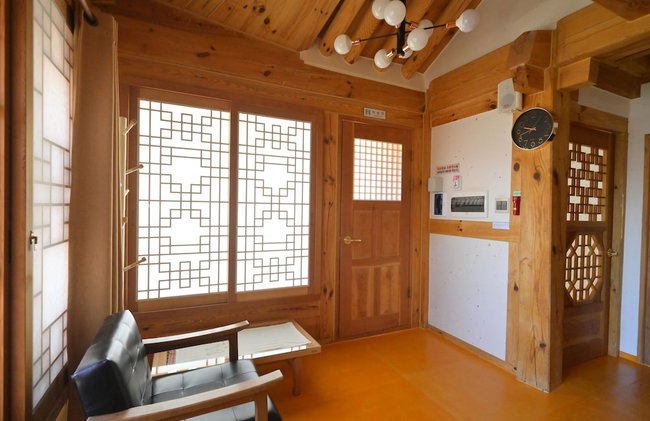 Donghae Hanok Donganjae - Foto 42