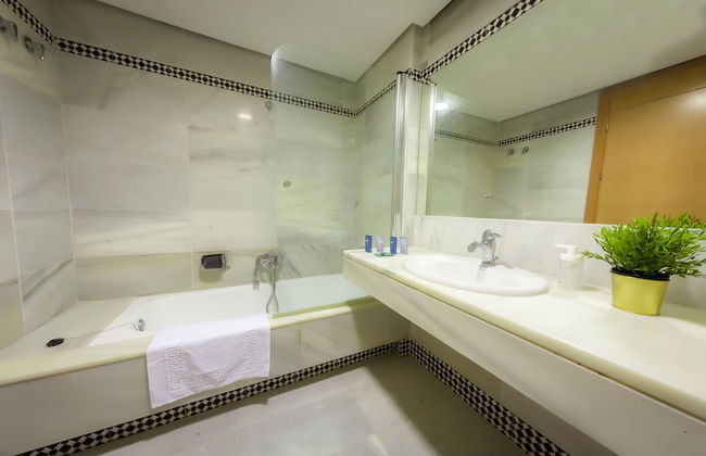 Apartamentos Puerto Almerimar - Photo 36