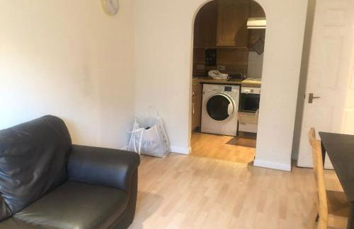 Cosy 1 bed flat in Colliers Wood - Foto 5