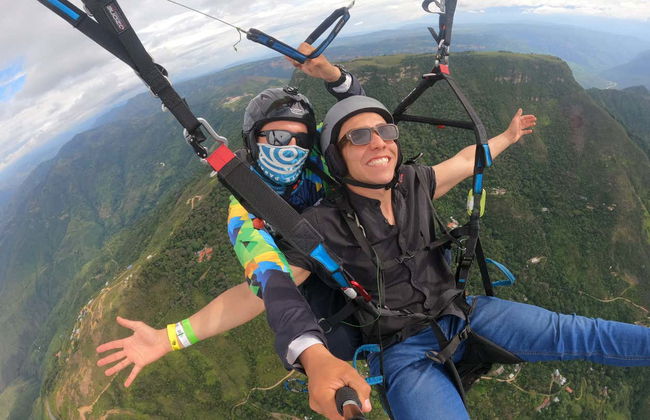 Chicamocha Canyon Paragliding Flight - Foto 2