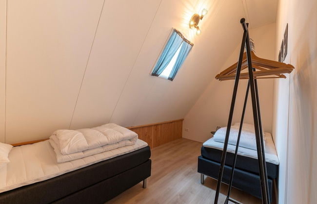 Comfortable Holiday Home in Voorst in a Tranquil Location - Photo 5