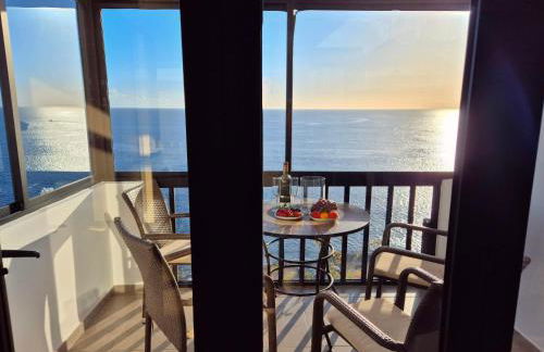 Very Romantic Seaview Apartment Patalavaca Mogán with Warm Pool - Foto 4