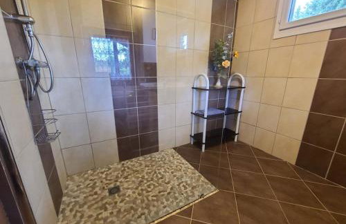 Gîte confortable à Plombières-les-Bains, proche thermes, nature et ski - FR-1-589-194 - Foto 6