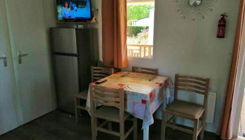 Bungalow charmant à Condrieu avec piscine partagée conviviale - Foto 4