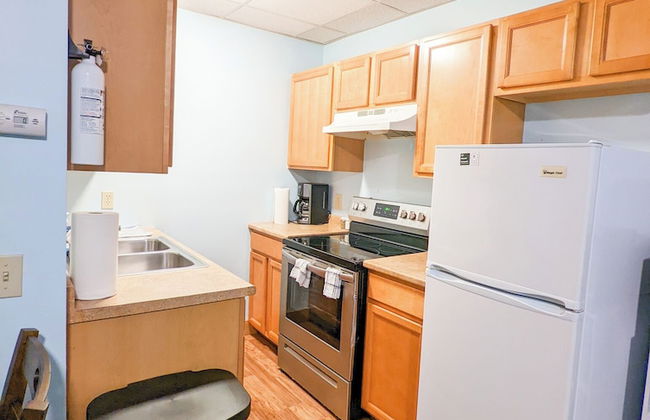 Downtown Apartments in Bar Harbor - Photo 7