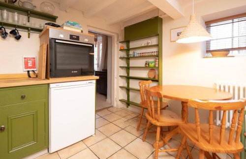 The Old Cookery Cottage & Free Parking - Foto 10