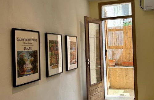 Renovated village house in peaceful town near Med - Air conditioning, balcony - Foto 23