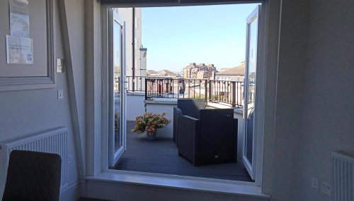 Glorious Duplex Holiday Apartment By The Sea - Foto 4