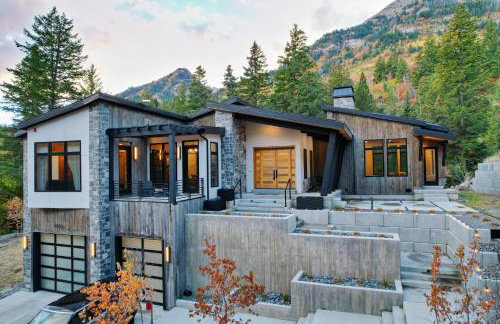 Luxury 4BR Mountain Retreat Near Sundance Resort - Foto 1
