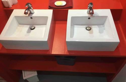 Loft-Maison de ville-Parking-Famille Pas de fête - Foto 2