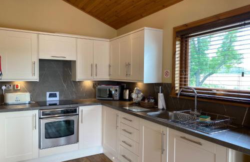 Copper Beech Lodge with Hot Tub - Foto 6