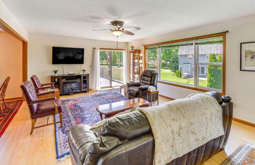 WFH-Friendly Columbiana Vacation Rental with Deck! - Foto 4