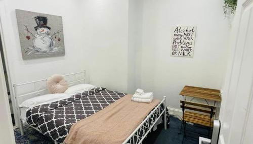 Oui on Ludlow - Entire House and Private Rooms in University City - Foto 2