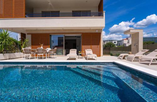 Villa San Pietro A Luxurious Seaside Retreat in Kaštel Štafilić - Foto 40