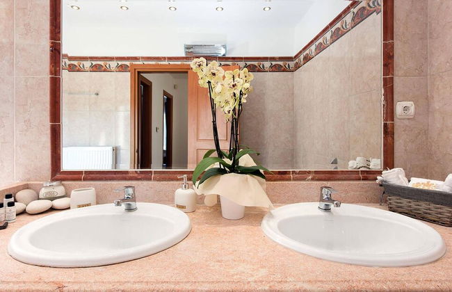 Villa Noulia With 4 Bedrooms and 2 Bathrooms - Foto 41