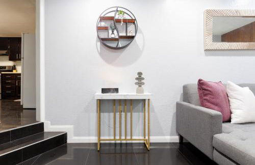 Victorian Retreat 2Bed, 1Bath, Parking, Game Room - Foto 21