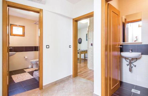 Awesome Home In Laginji With Sauna - Foto 34