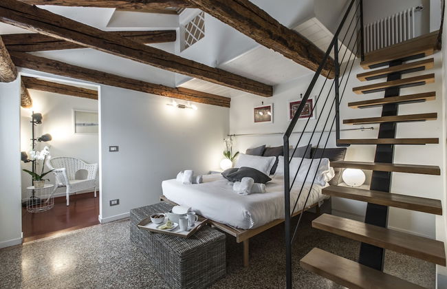 Design District Apartment R&R - Photo 16