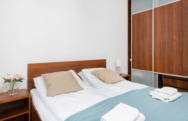 Willa 4 Pory Roku Apartment by Renters - Photo 12