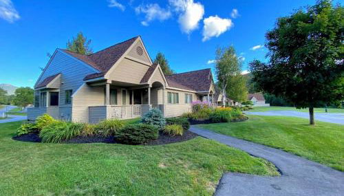 FV50 Pet friendly single level home in Bretton Woods walk to golf course and Mt Washington Hotel - Foto 3