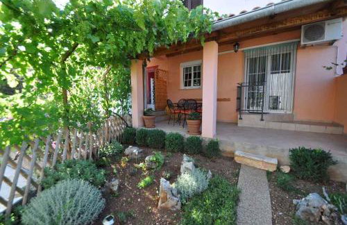 Apartments in Vrbnik - Insel Krk 13597 - Foto 2