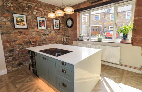 Yew Tree Cottage - Photo 10