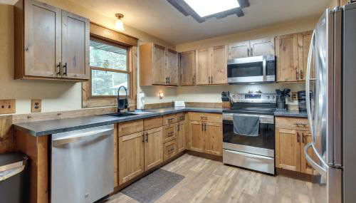 Woodruff Home with Lake Access and Pier, Near Town! - Foto 1