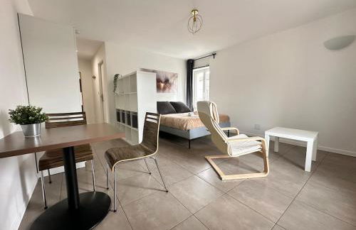 M 102 Studio calme et chaleureux proche Metz - Photo 4