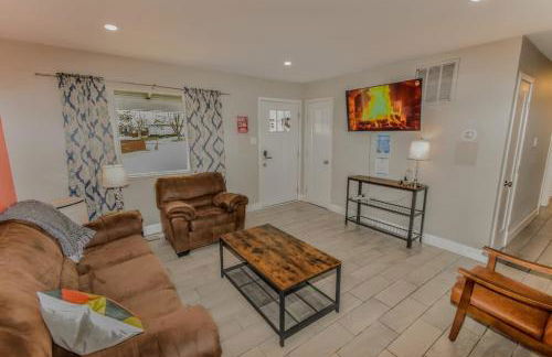 Reno Retreat 3 King Beds by Casinos and University - Foto 27