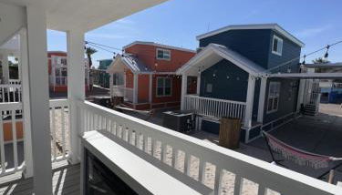 Guitars & Tiki Bars, Roadrunner Resort - Foto 4