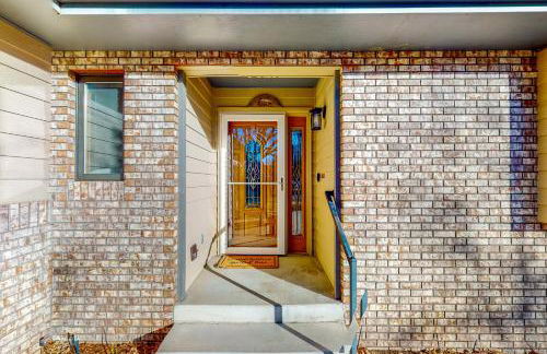 Work and Play! Spacious Lake-View Home in Greeley - Foto 34