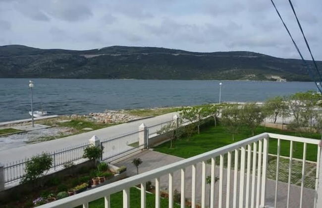 Apartments Danijela Poljica - Photo 1