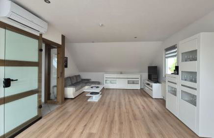 Helle Ferienwohnung auf 80 qm - Foto 1