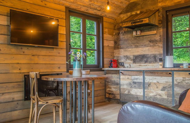 Holiday Home in Ferrieres With Garden - Photo 19