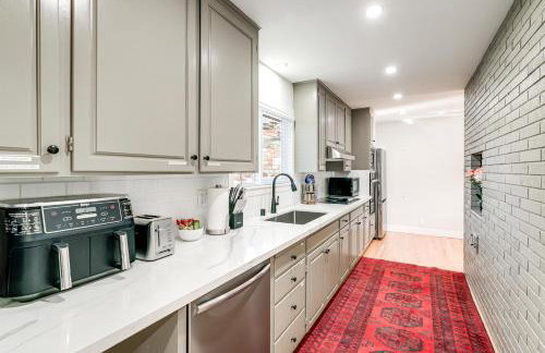 2 Mi to Beach Home with Patio in Del Rey Oaks! - Foto 11