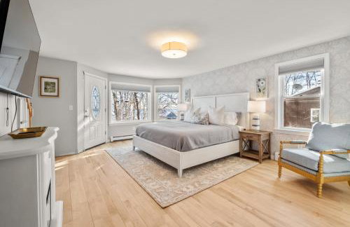 NEW Coastal Retreat w Ocean Views Rooftop Deck - Photo 10