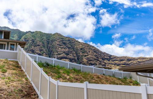 # Marbella Lane-Elegant 3BR Getaway with Superb Views - Foto 57