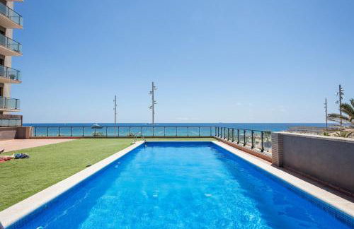 Alcam Badalona Playa Norte - Photo 58