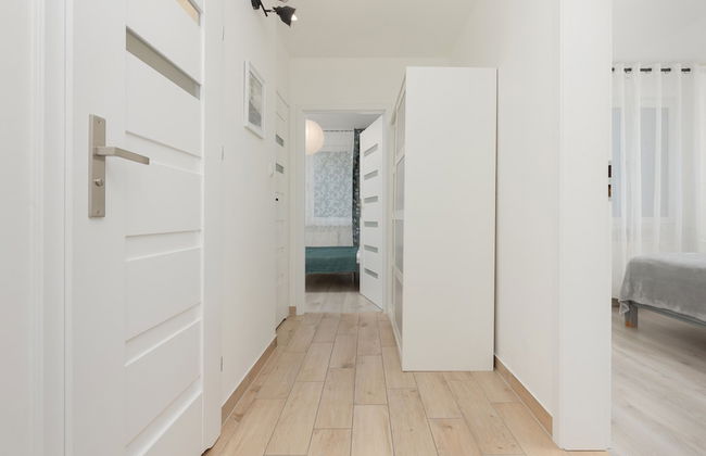 Kopcińskiego Apartment Warsaw by Renters - Photo 34