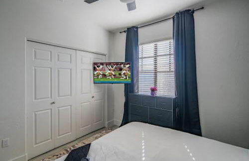 Relaxed 2BD King Bed Pool, Hot Tub, Gym, Parking - Foto 31