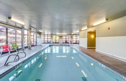 Walk to the Lake Chelan Condo with Mtn Views! - Foto 3